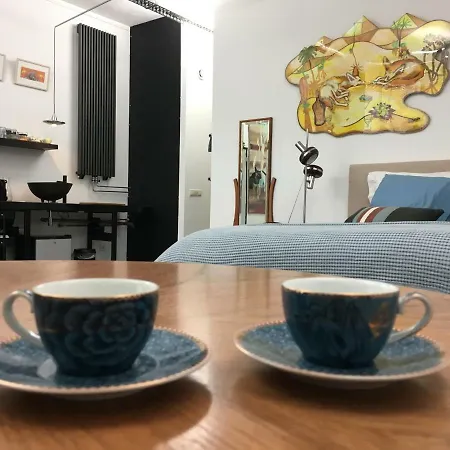 Bed & Breakfast Art